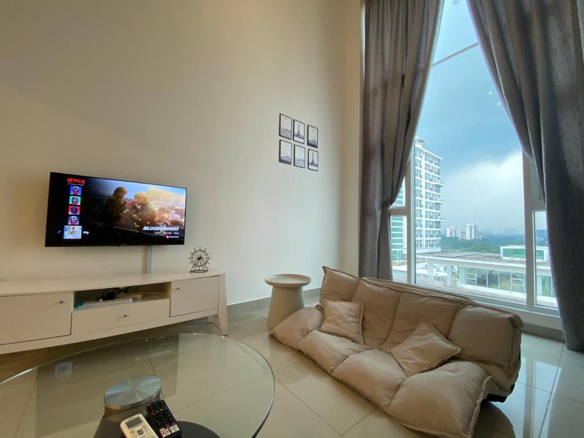 Lof Nr Midvalley Scot Garden 4tpax Apartment